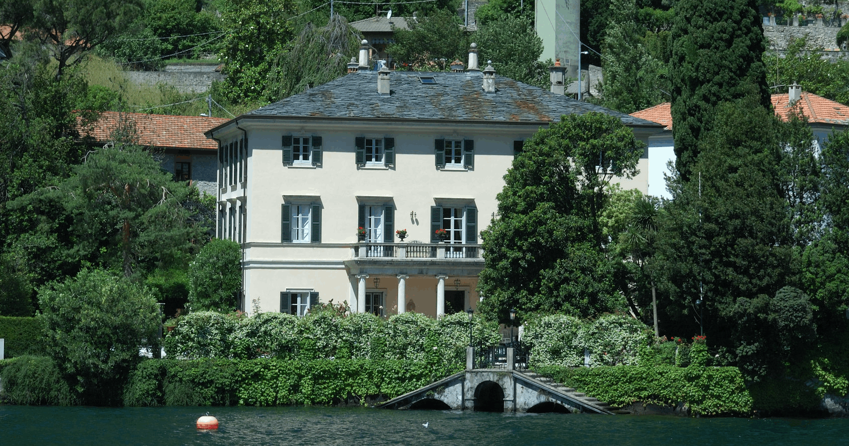 Ζηλέψαμε λίγο την έπαυλη του George Clooney στο Κόμο