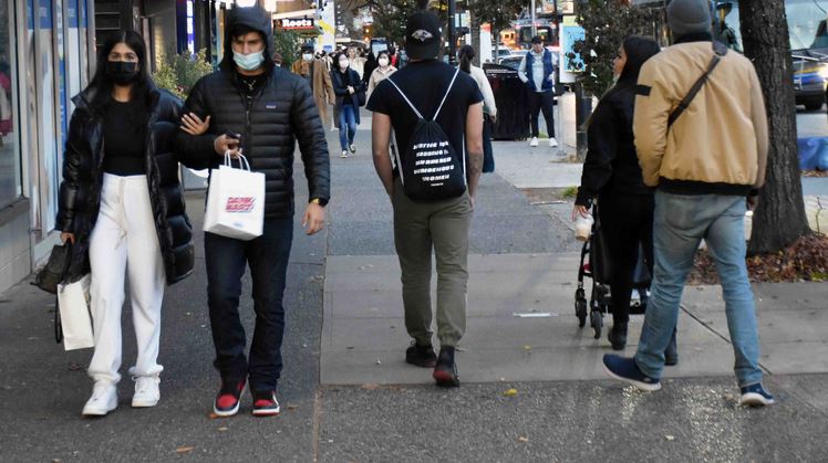 Κορονοϊός: 7.463 νέα κρούσματα