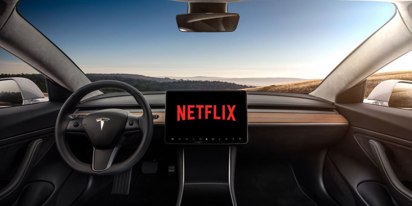 Ο Elon Musk φέρνει το Netflix στα αυτοκίνητα της Tesla