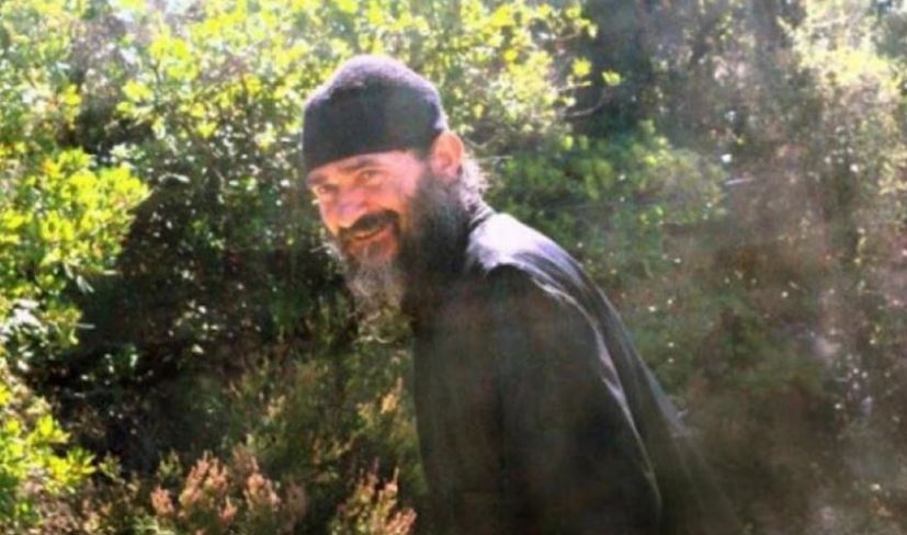 O 'πατέρας' των αρνητών του κορονοϊού στην Ελλάδα