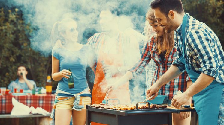 Ποιο αρνί και ποιο κατσίκι; Το Πάσχα θέλει μπάρμπεκιου