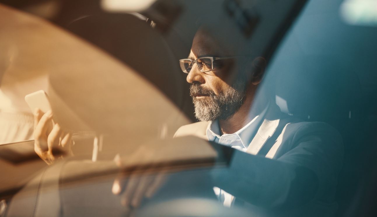 4 'ύποπτα' σημάδια που δείχνουν ότι γερνάς