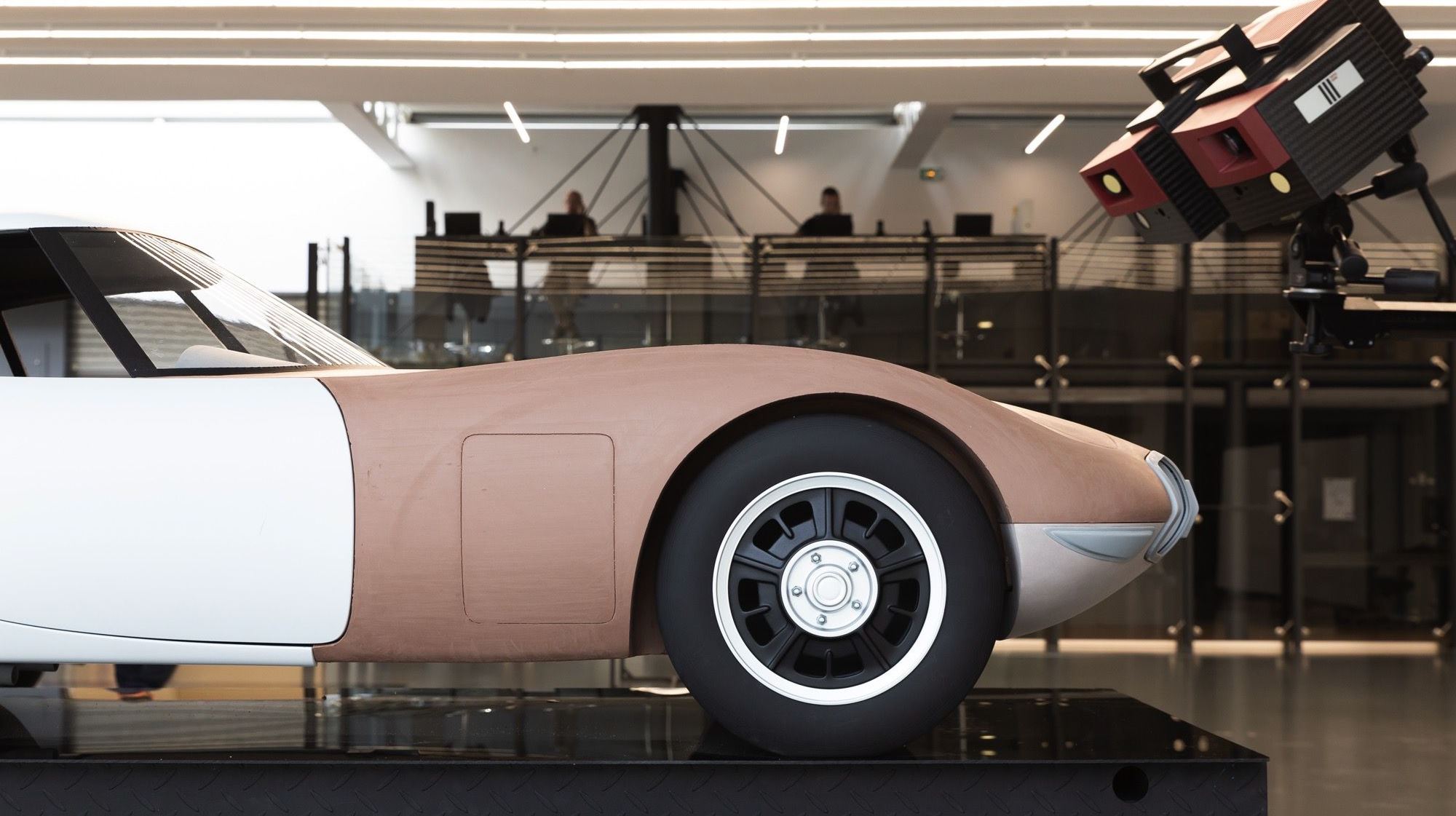 Στα μυστικά δωμάτια όπου γεννιούνται οι Lexus