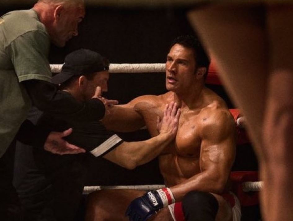 Αγνώριστος ο Rock για την ταινία "The Smashing Machine"