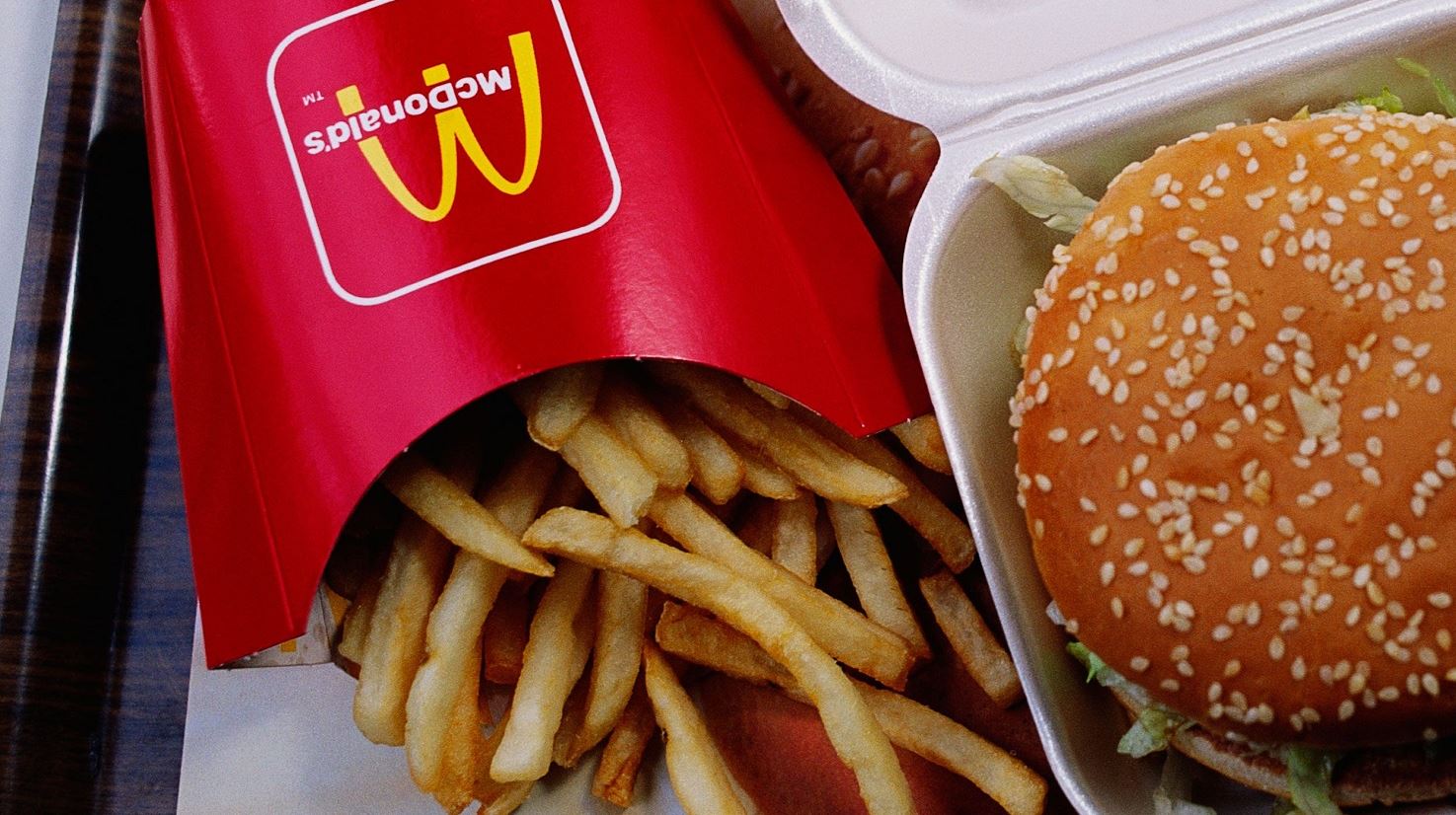Το μυστικό νοστιμιάς πίσω από τις πατάτες των McDonald's