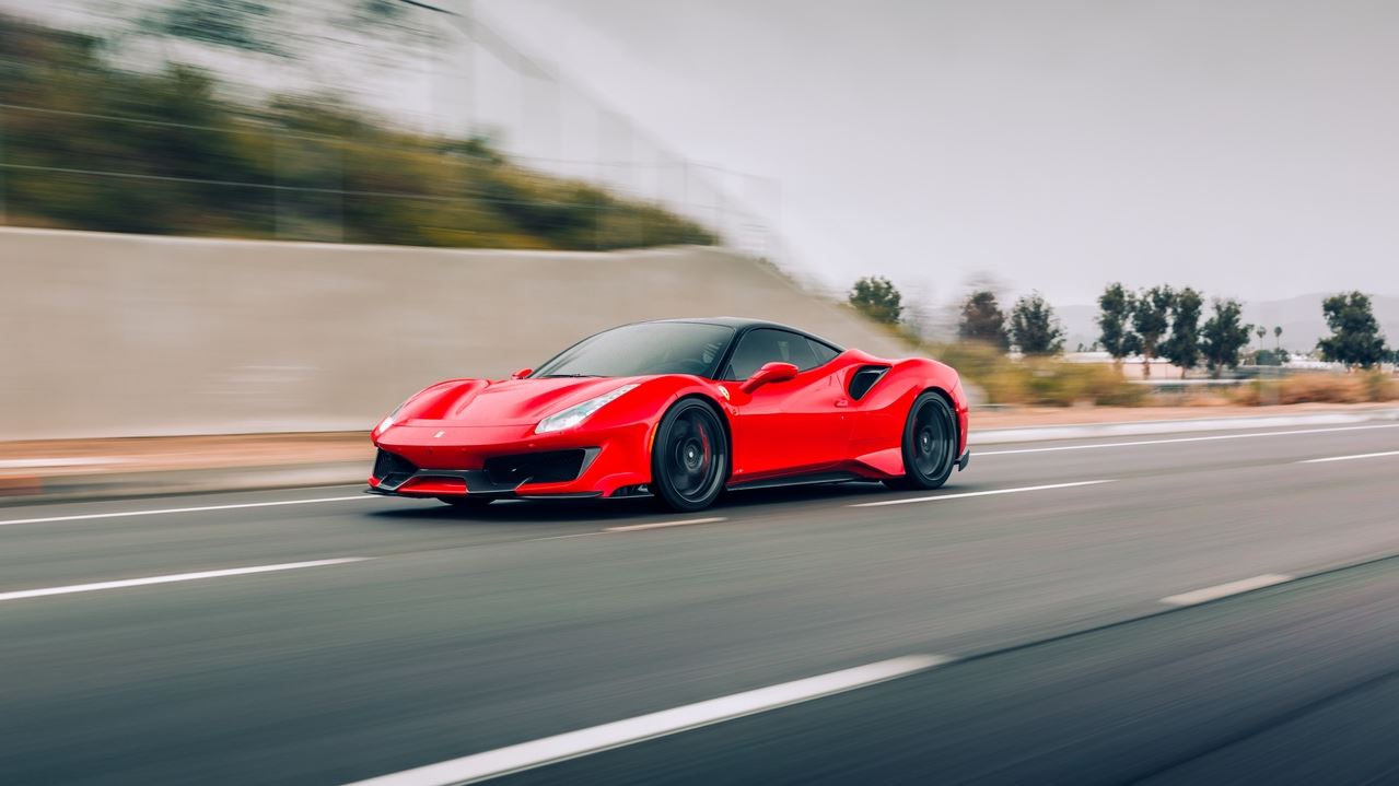 Γιατί τα περισσότερα σπορ αυτοκίνητα είναι κόκκινα