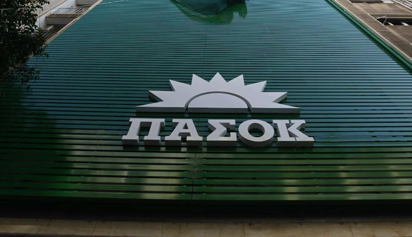 Σε θέση μάχης Νίκος Ανδρουλάκης και Χάρης Δούκας