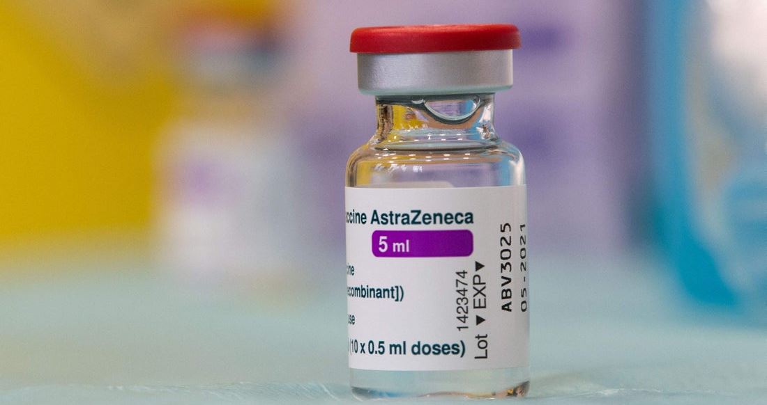 Το εμβόλιο της AstraZeneca λειτουργεί καλά και ως επαναληπτική, τρίτη δόση