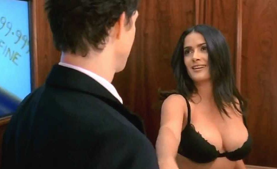 Το στήθος της Salma Hayek αποκτά (περίπου) δική του σειρά