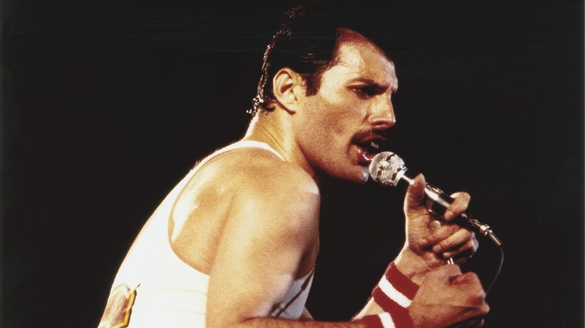 Όταν ο Freddie Mercury μεταμφίεσε σε άνδρα την πριγκίπισσα Diana για να μπουν σε gay club