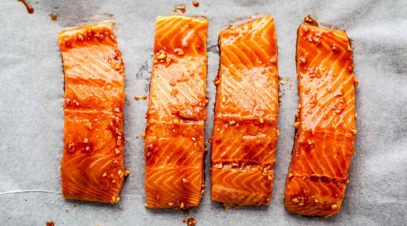 Ψήνοντας τέλεια τον σολομό