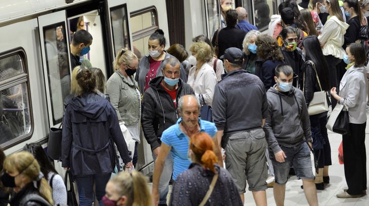 Κορονοϊός: Μαύρο ρεκόρ με 6.909 κρούσματα