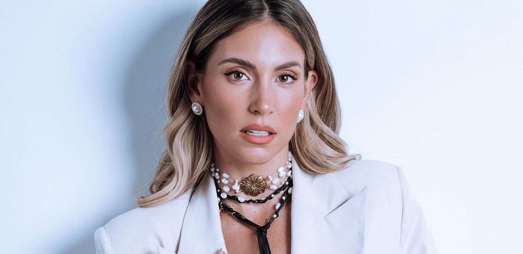 Είχαμε ξεχάσει πόσο μας αρέσει η Αθηνά Οικονομάκου