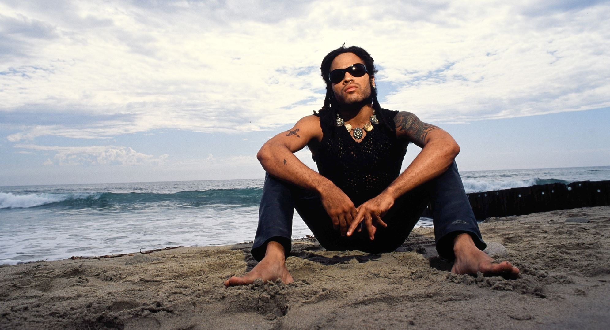 Μάθαμε τι τρώει και πώς γυμνάζεται ο Lenny Kravitz για να δείχνει 20 χρόνια νεότερος