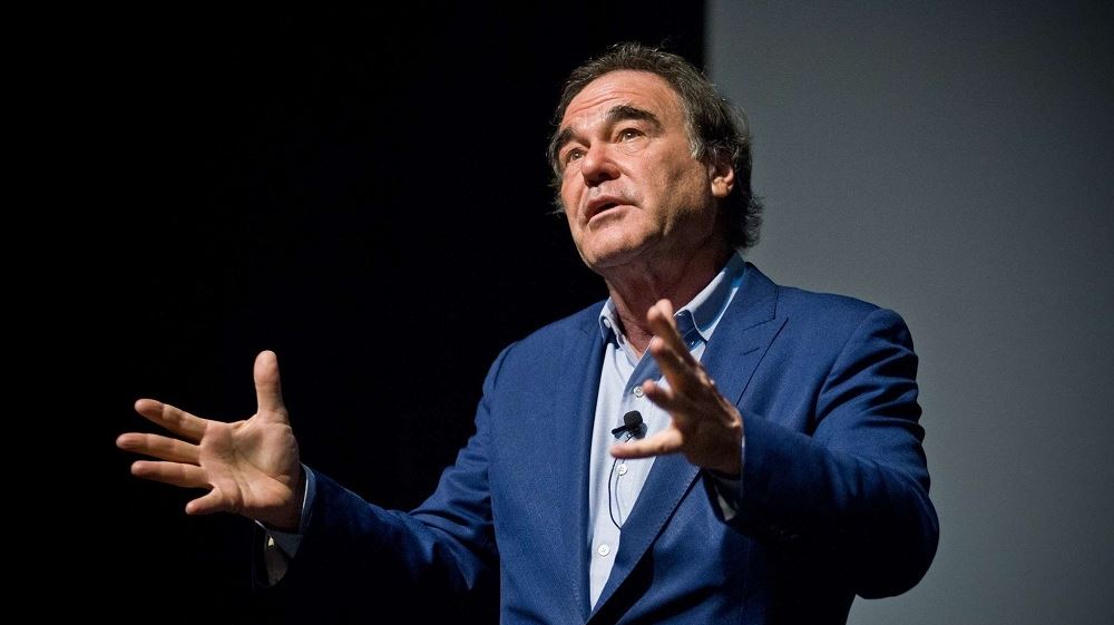 Ο Oliver Stone για αρχάριους