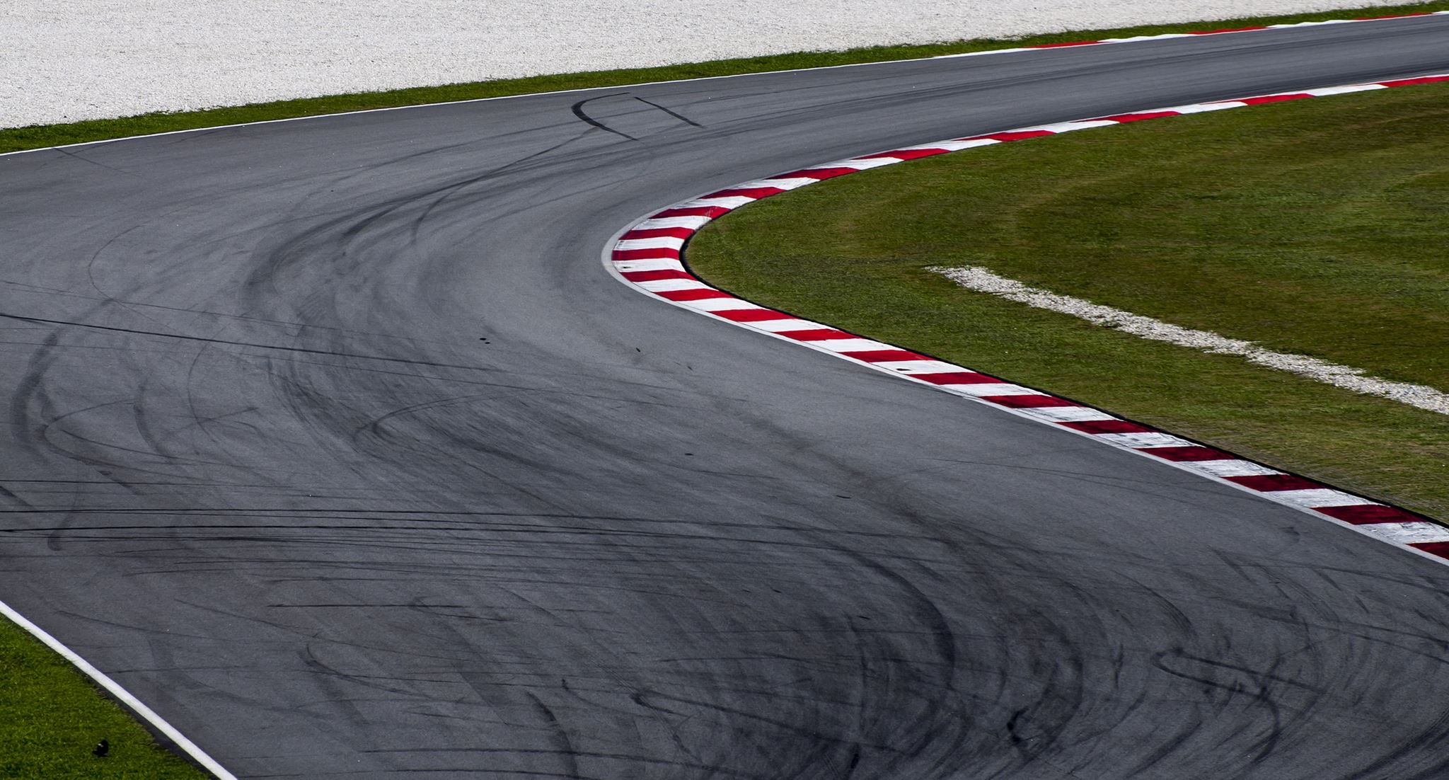 Αυτά είναι τα πιο περίεργα αυτοκίνητα που έχουν μπει στην πίστα του Nurburgring