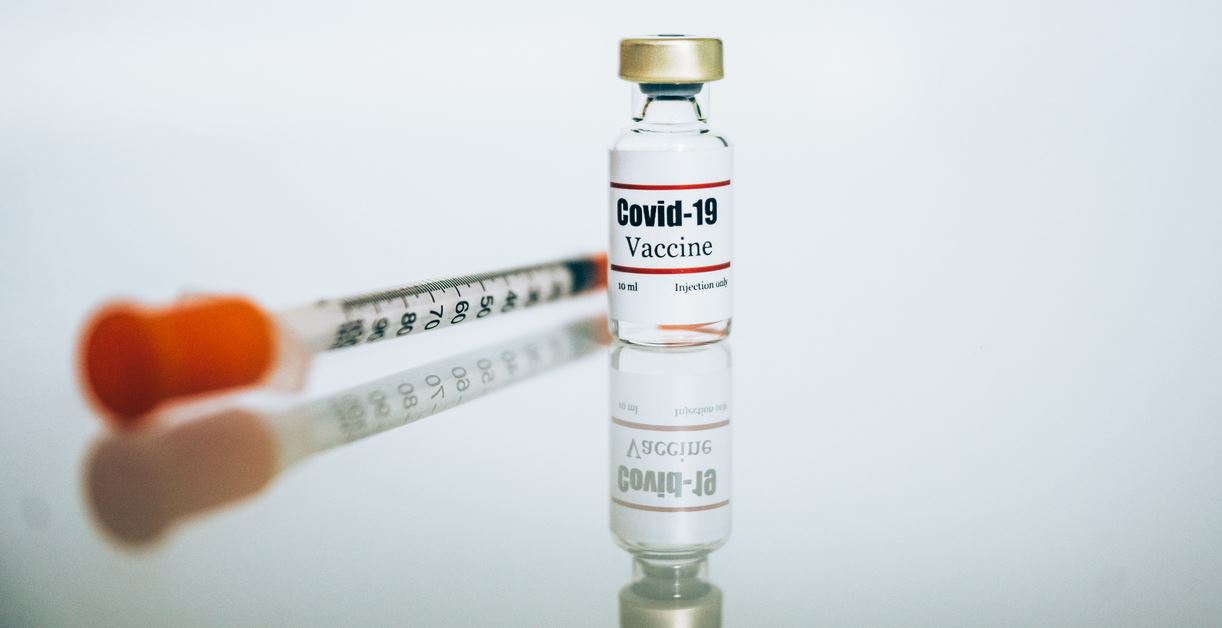 Η Moderna ετοιμάζει εμβόλιο-έκπληξη για τη μετάλλαξη του κορονοϊού