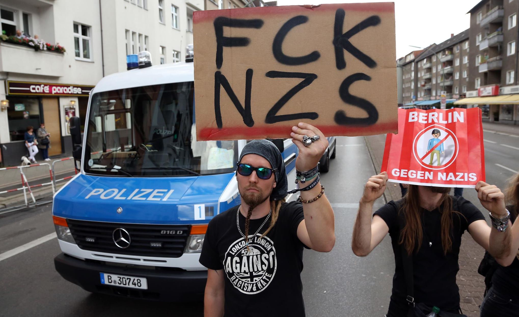 Η Γερμανία έθεσε εκτός νόμου ακροδεξιά, νεοναζιστική ομάδα