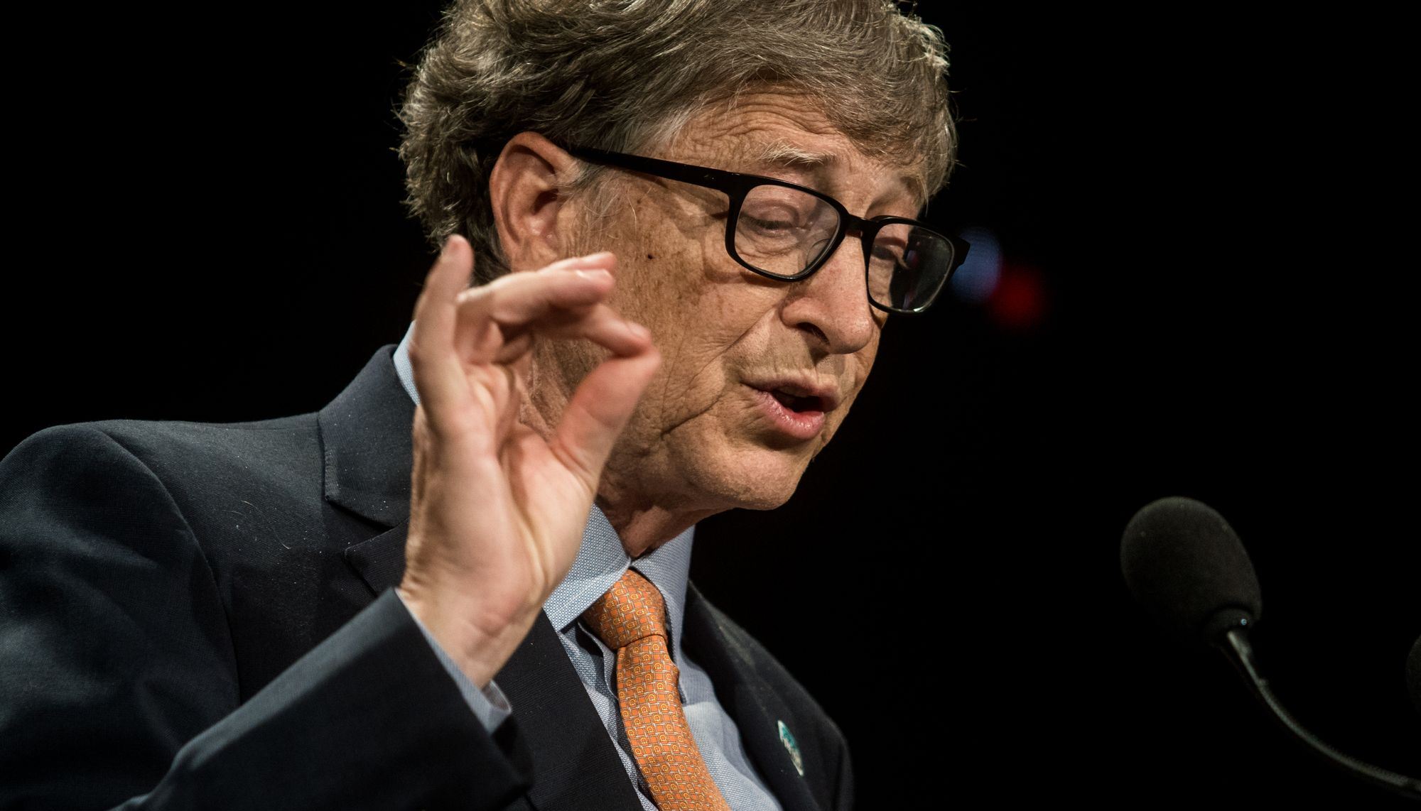 Σε 25 εβδομάδες ο κορονοϊός έφερε τον κόσμο πίσω 25 χρόνια