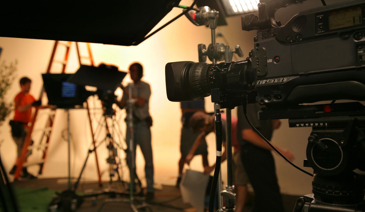 Ξεκινούν τα γυρίσματα στο Χόλιγουντ