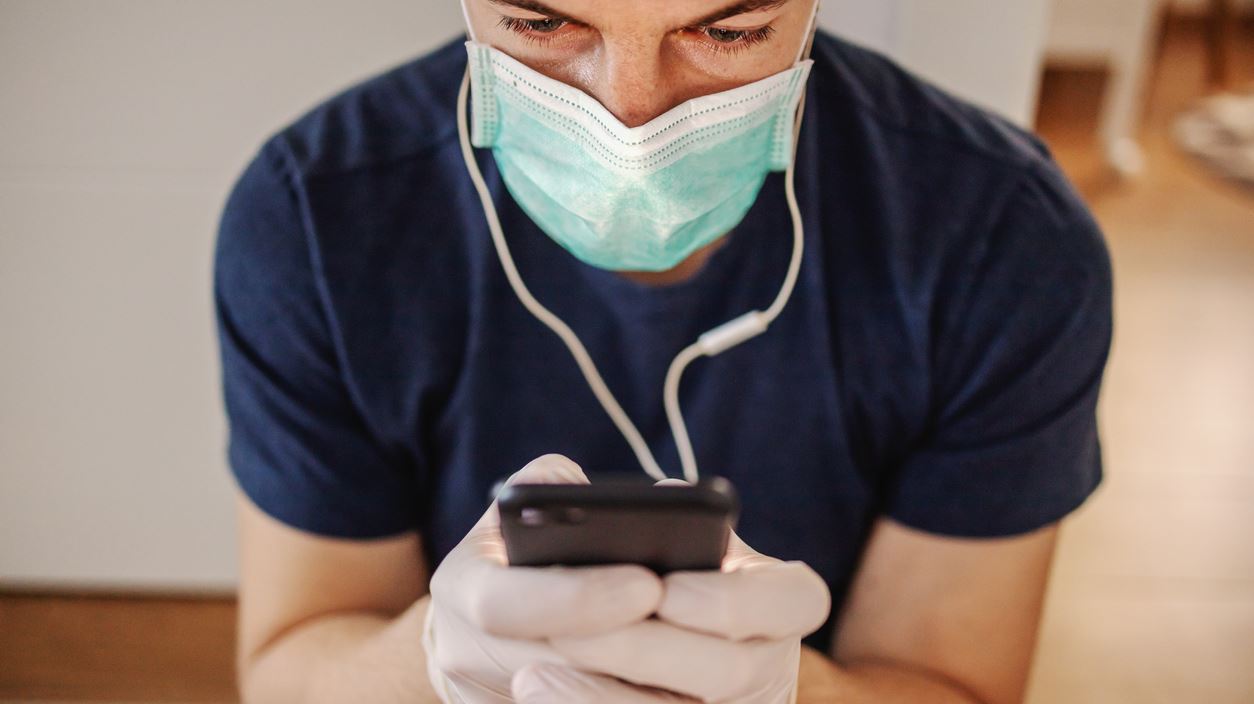 Το νέο reaction του Facebook για την μοναξιά της καραντίνας