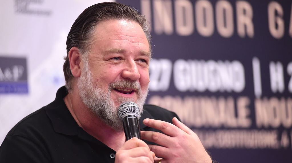 O Russell Crowe δε νιώθει και πολύ άνετα με το Gladiator 2