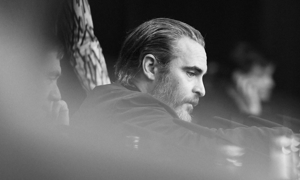 Η πρώτη εικόνα του Joaquin Phoenix στο σίκουελ του Joker