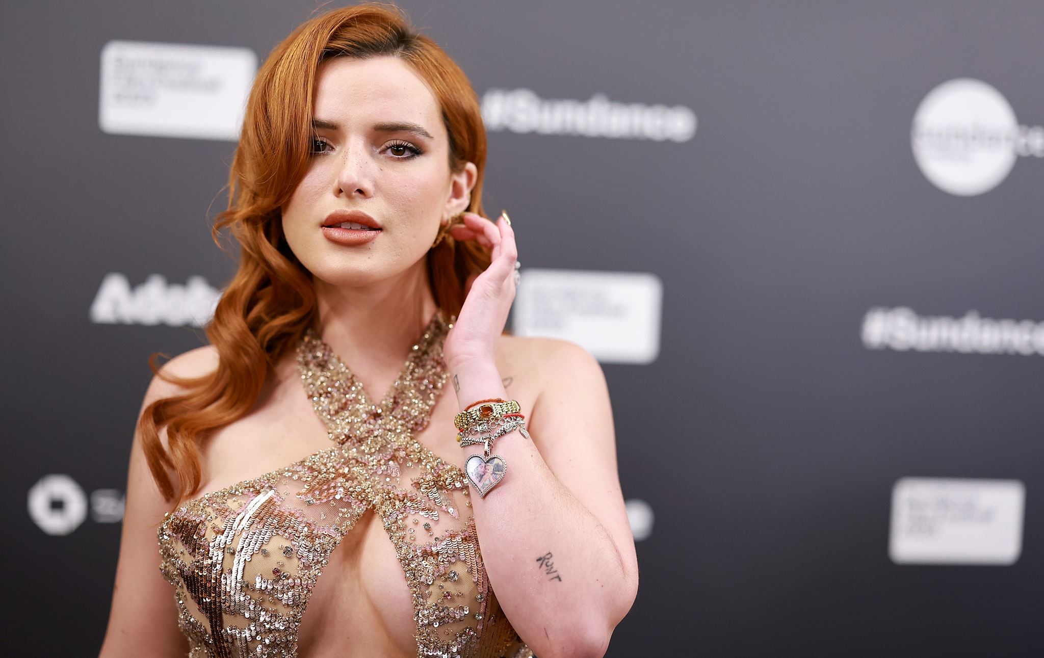 Τα κορίτσια που πλουτίζουν στο OnlyFans