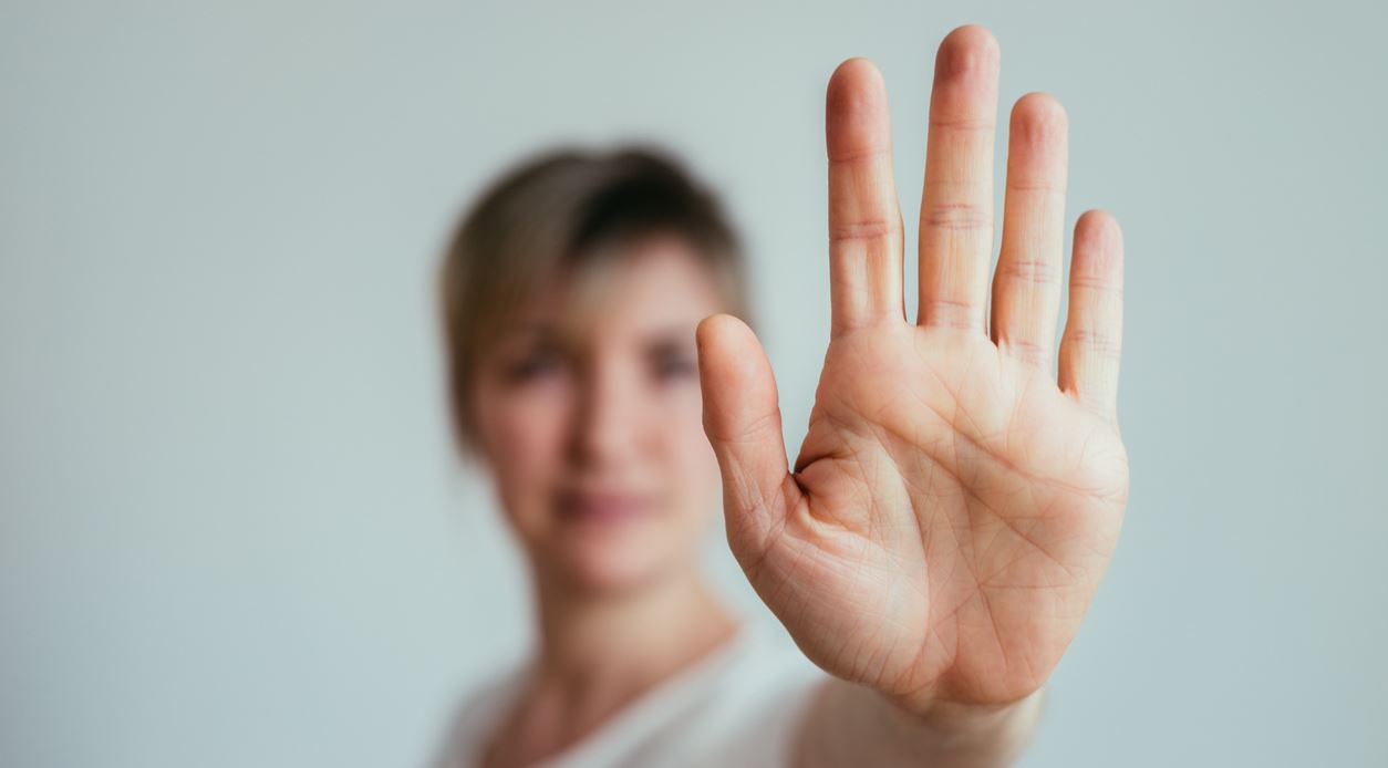 Τσουνάμι καταγγελιών για σεξουαλική παρενόχληση στο ελληνικό θέατρο