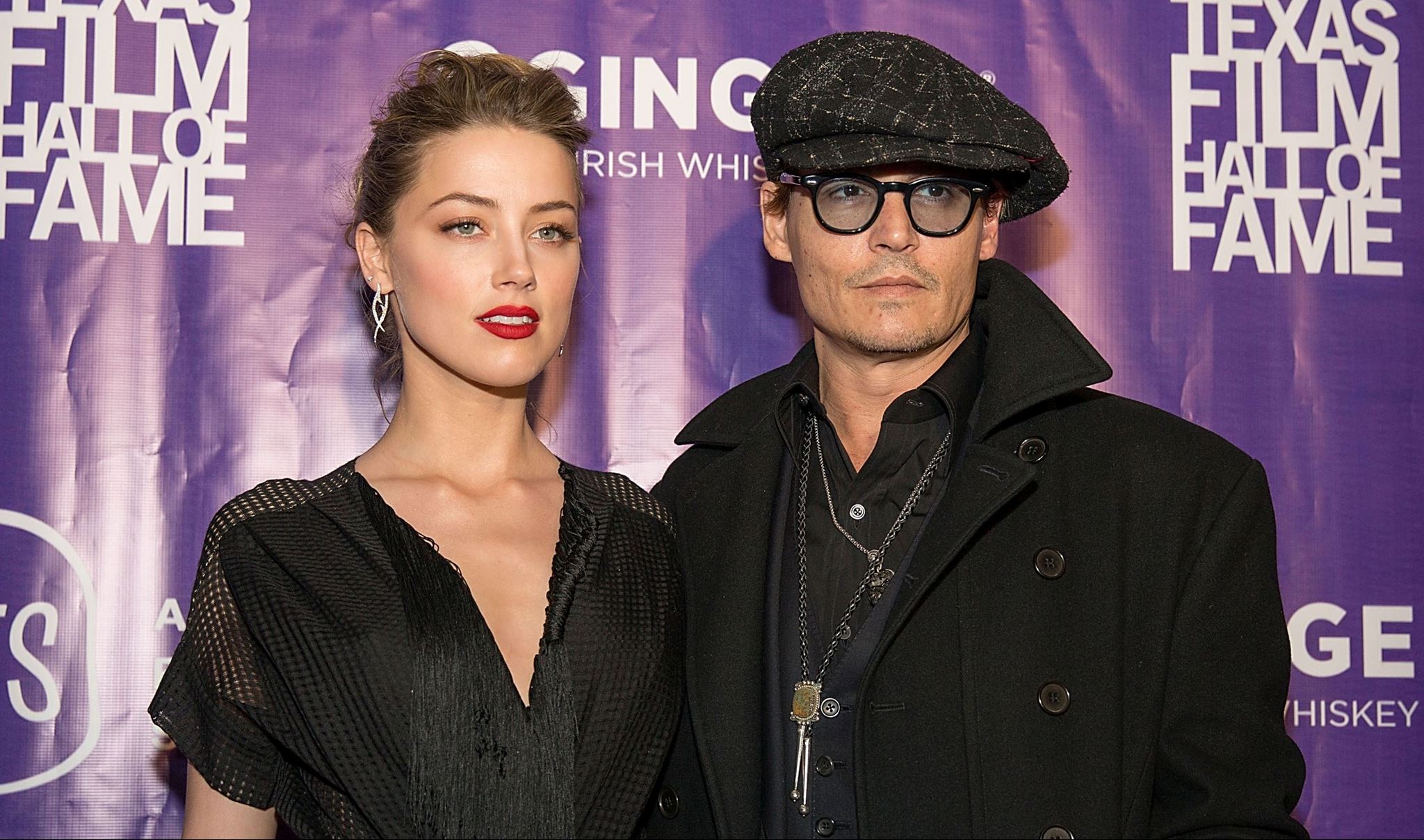 Στη δημοσιότητα τα sms που καίνε τον Johnny Depp