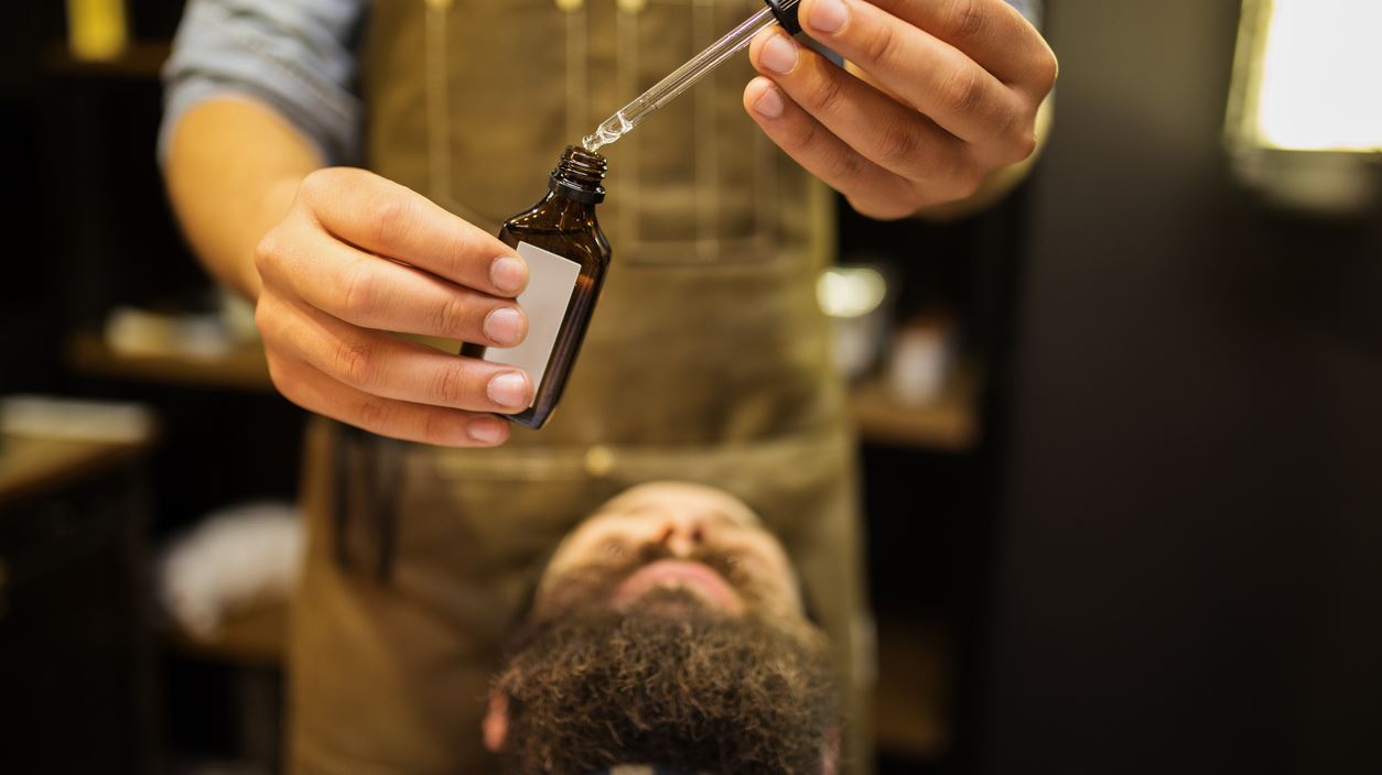 Beard oil για υγιές δέρμα και πυκνά μούσια
