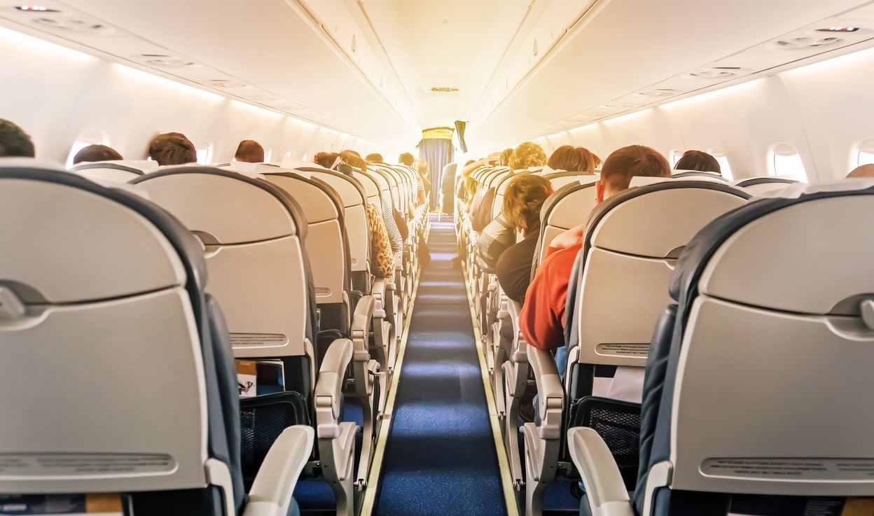 Η πιο ασφαλής θέση στο αεροπλάνο, σύμφωνα με τους ειδικούς