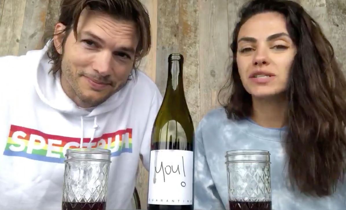 Ashton Kutcher και Mila Kunis φτιάχνουν το κρασί της καραντίνας