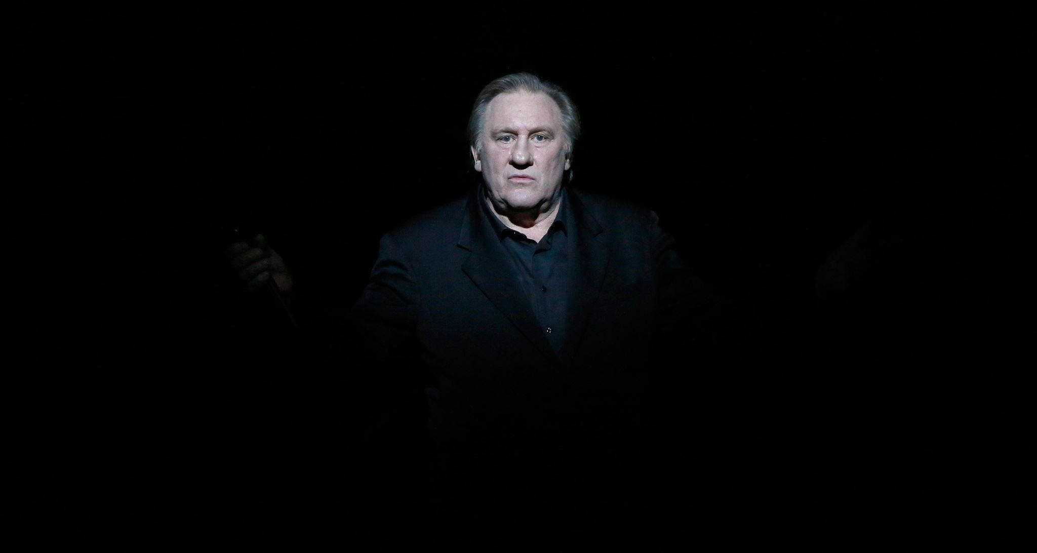 Ο Gérard Depardieu παραπέμπεται σε δίκη για τον βιασμό της Charlotte Arnould