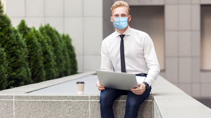 Κορονοϊός: 877 κρούσματα και 38 θάνατοι