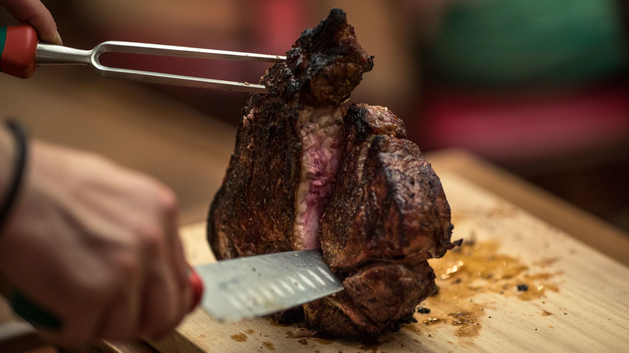 Τα μυστικά της πραγματικής bistecca alla fiorentina