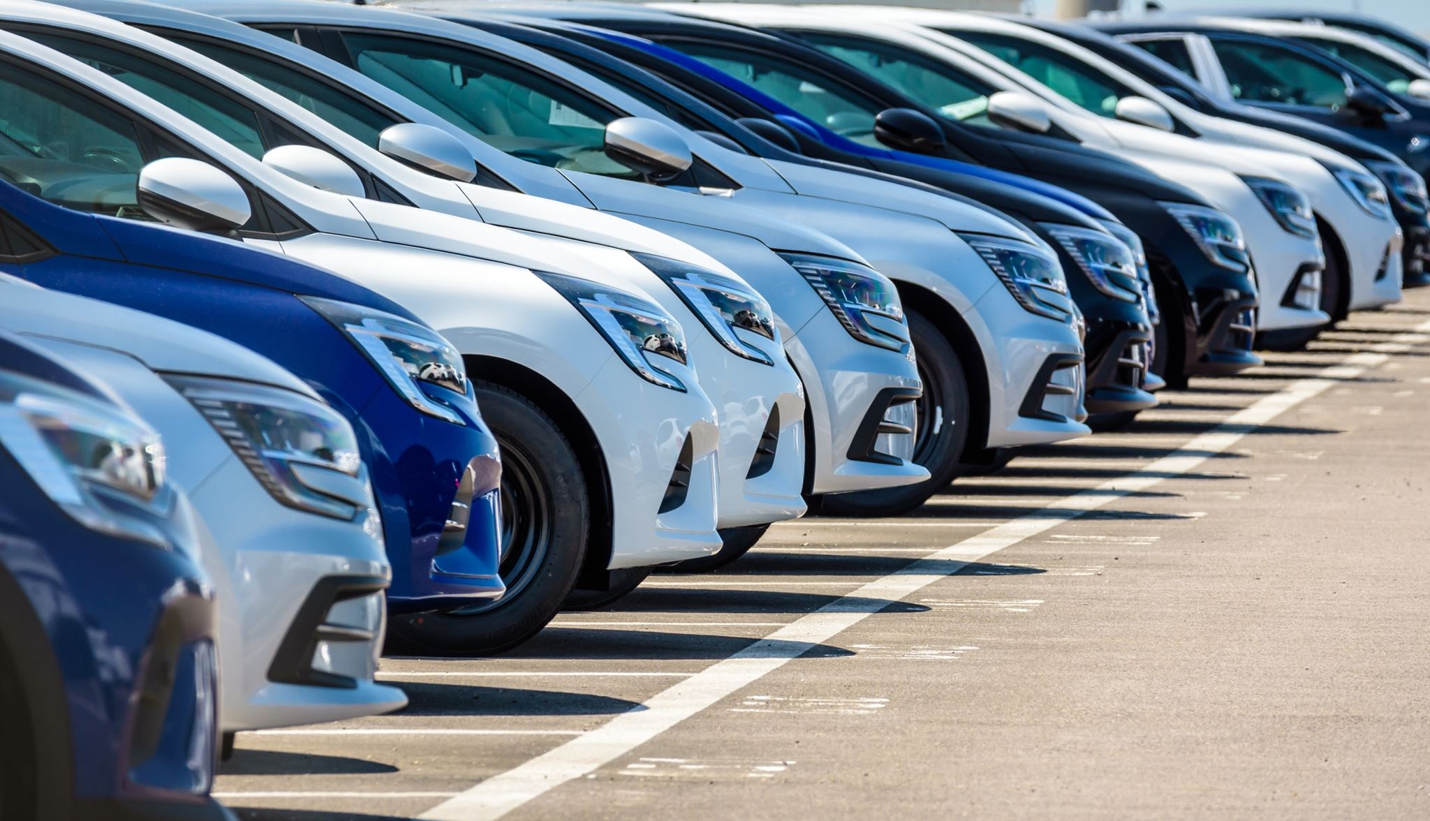 "Τέλος" η ταλαιπωρία των πολιτών στις μεταβιβάσεις οχημάτων