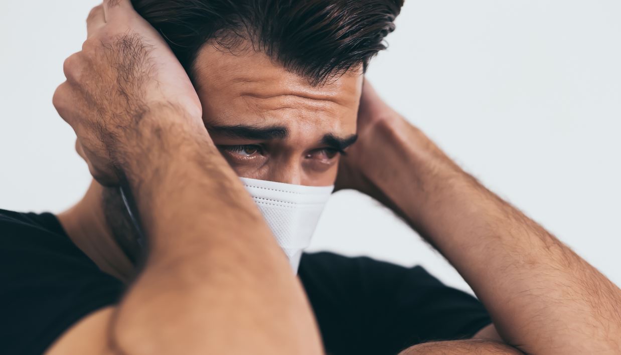 Τι πραγματικά ισχύει με τον κίνδυνο επαναμόλυνσης από κορoνοϊό