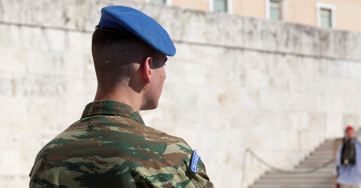 Αυξάνεται κατά 3 μήνες η θητεία στον Στρατό Ξηράς