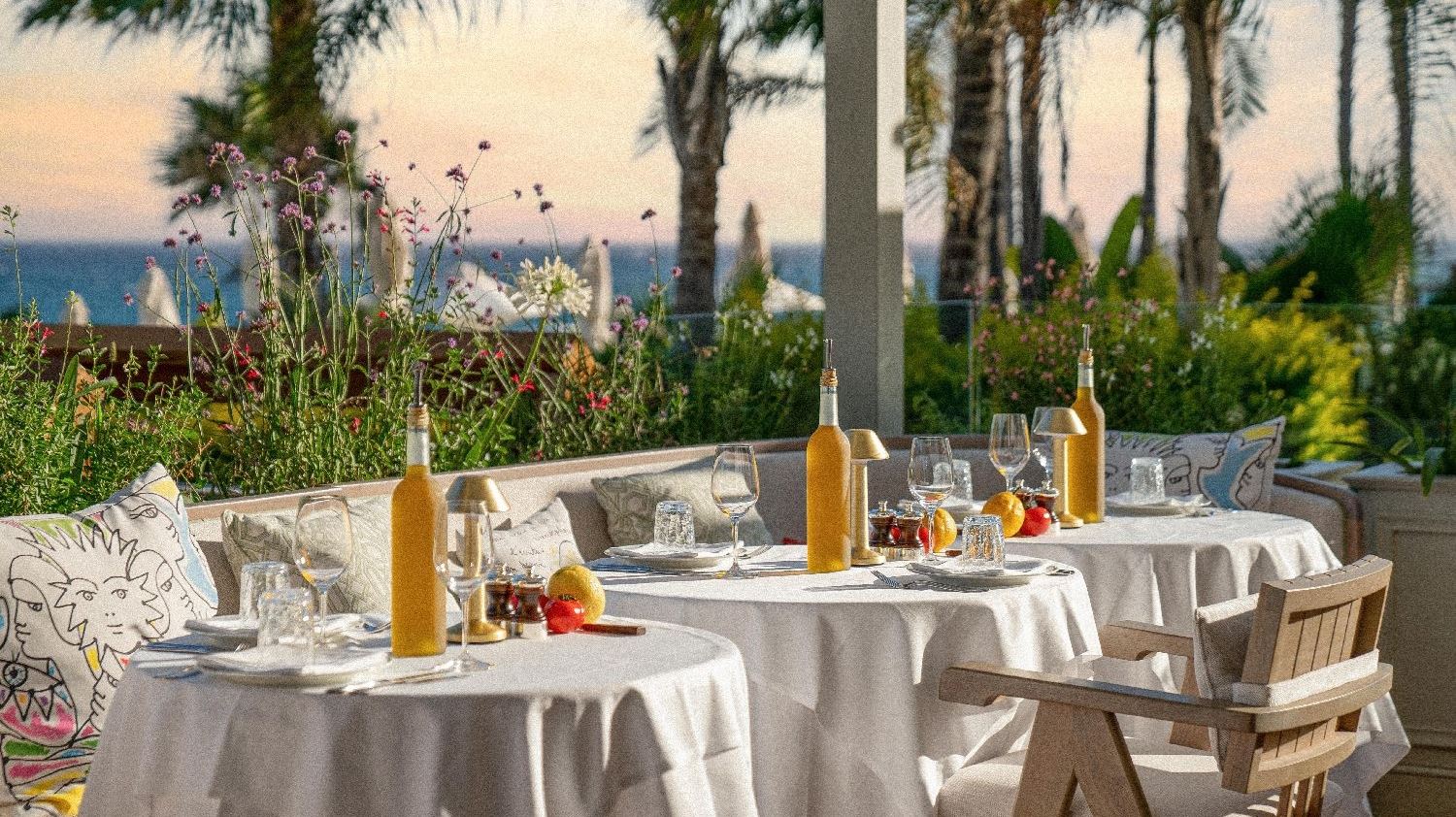 Το La Petite Maison υποδέχεται το καλοκαίρι με ένα μοναδικό πάρτι