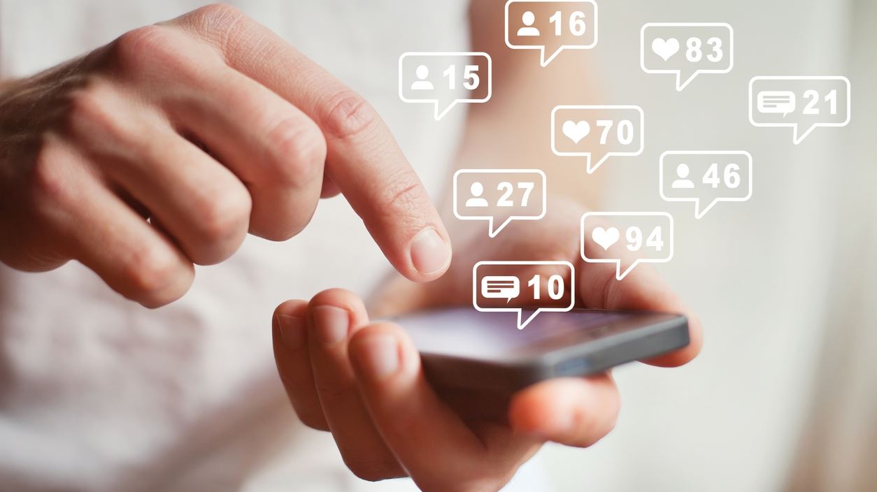 To Pebble, ο κυριότερος 'εχθρός' του Twitter, μας αφήνει χρόνους