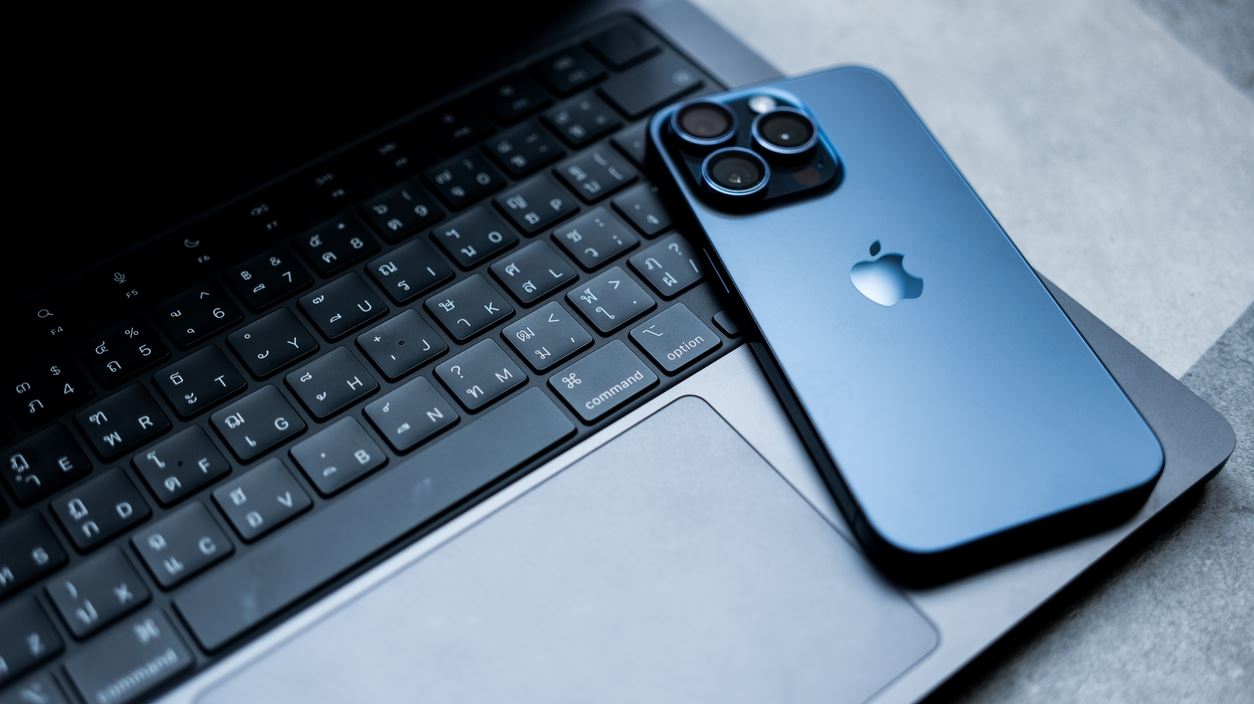 6 μυστικά για να κάνεις το iPhone σου πιο σβέλτο