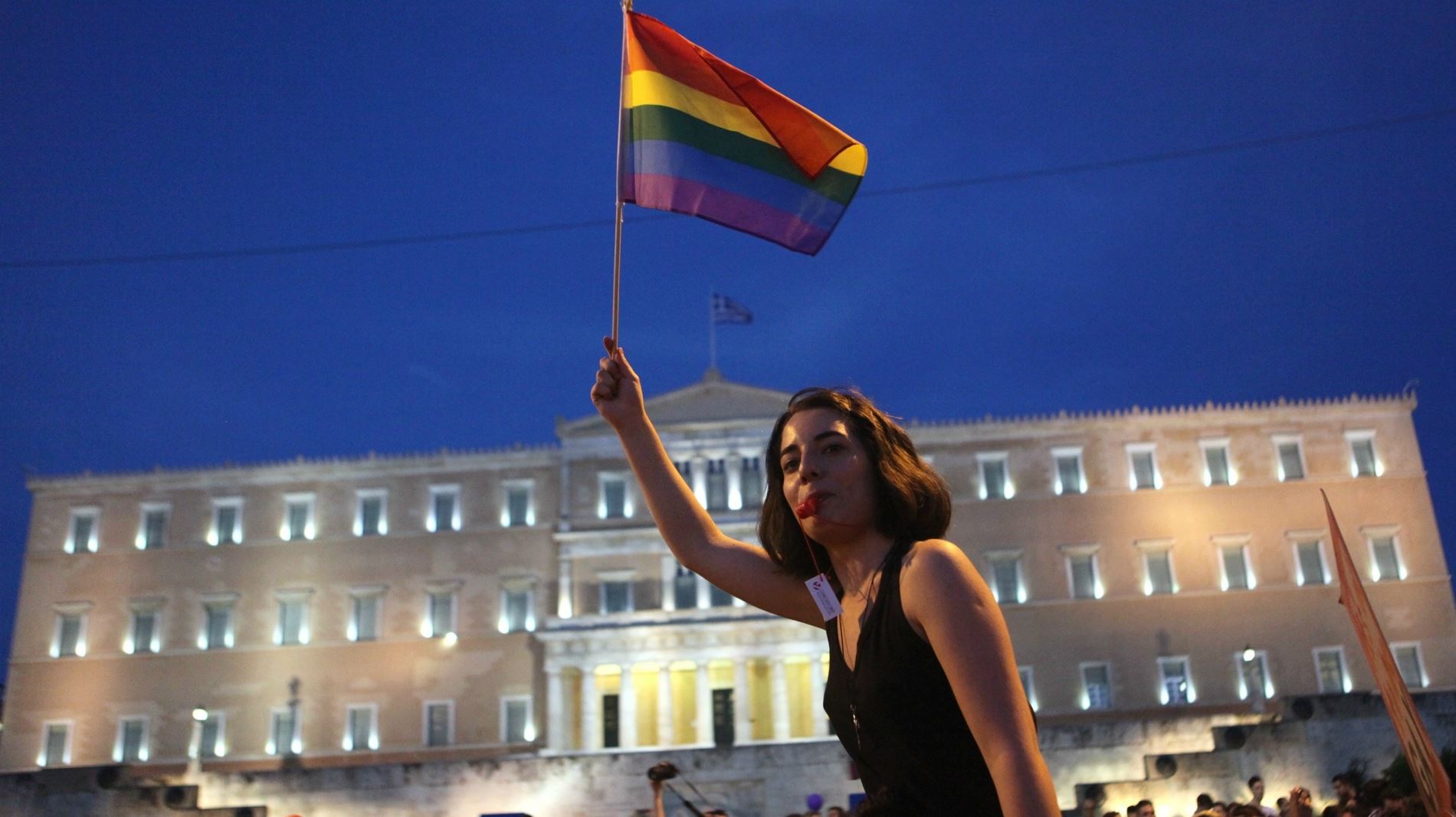 Υπάρχει σοβαρός λόγος που η παρέλαση του Pride γίνεται κάθε Ιούνιο