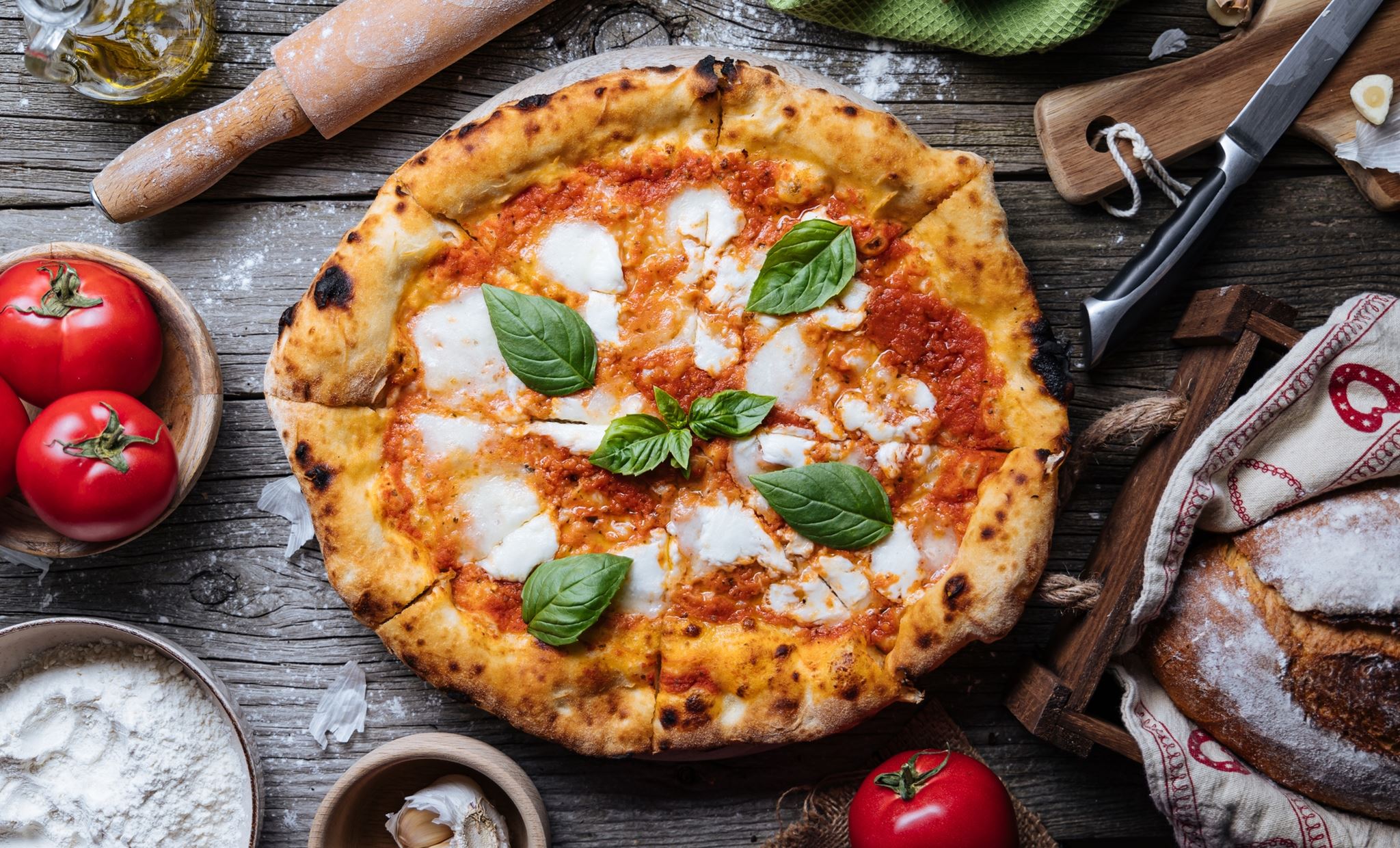 Τόσο καιρό ψήνουμε 'λάθος' τις κατεψυγμένες πίτσες