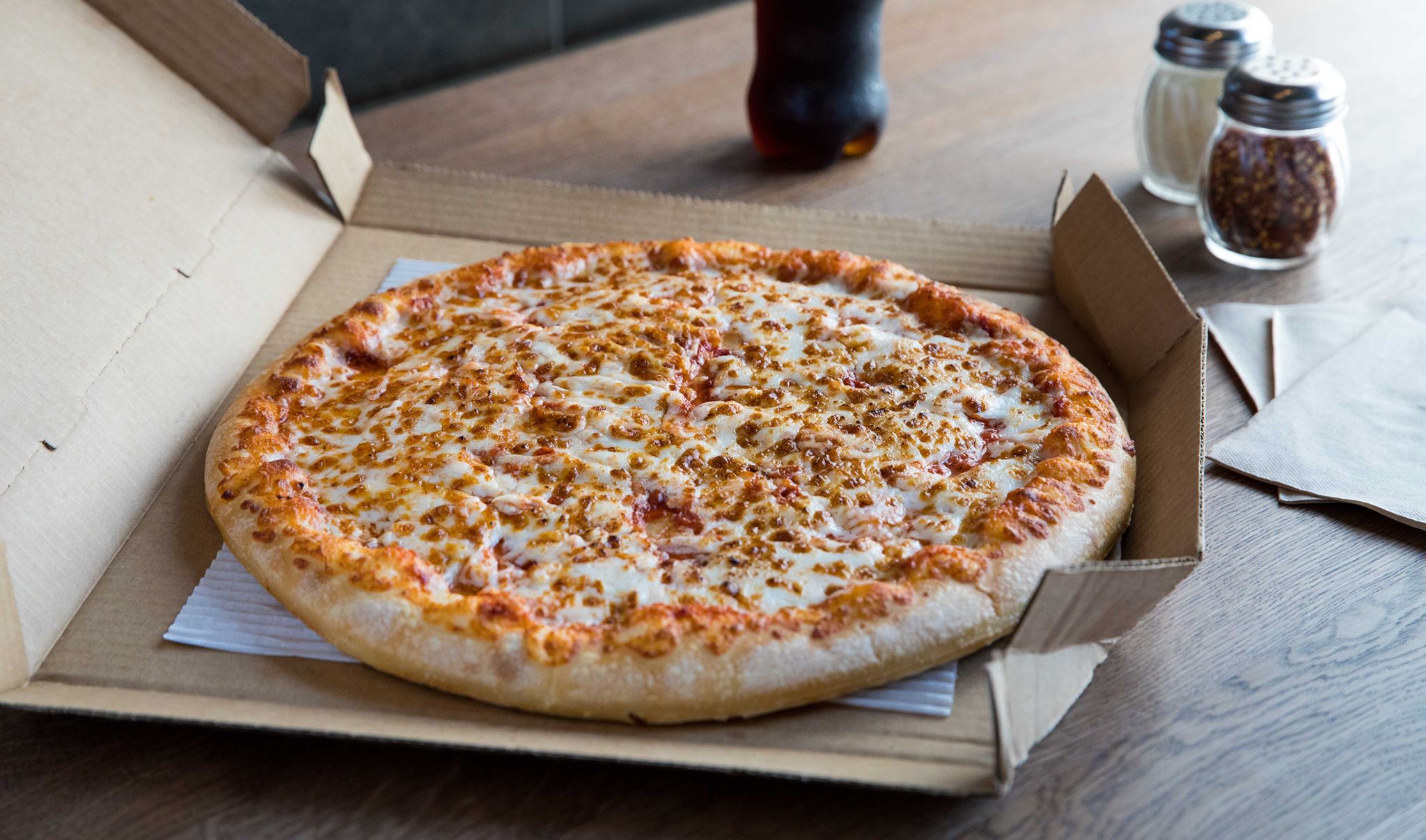 Τι πραγματικά οδήγησε την Pizza Hut εκτός Ελλάδος