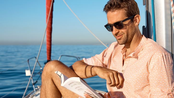 5 βιβλία που θα κάνουν το καλοκαίρι σου πιο ευχάριστο