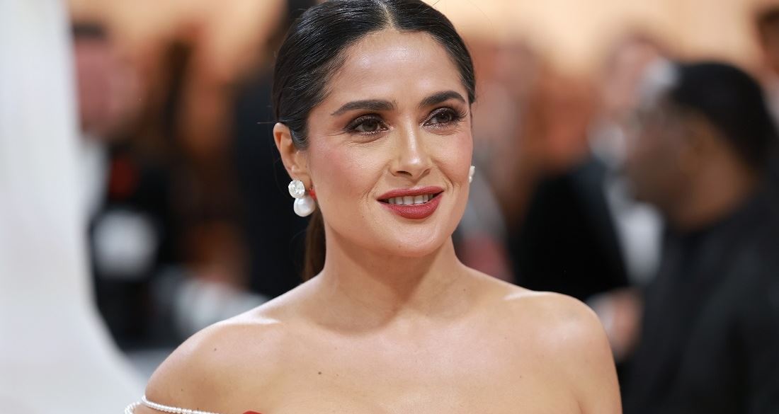 Θυμάσαι πώς έδειχνε η Salma Hayek πριν από 40 χρόνια;