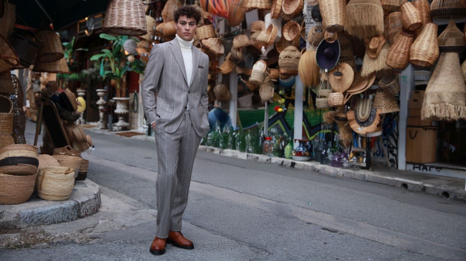 Ο Χάρης Ντάβλας συνεργάζεται με τον οίκο VARDAS για τη νέα συλλογή HDxVARDAS FW24/25