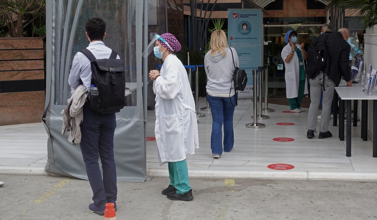 Νέα πρόβλεψη δείχνει τέλος της πανδημίας σε 6-8 μήνες