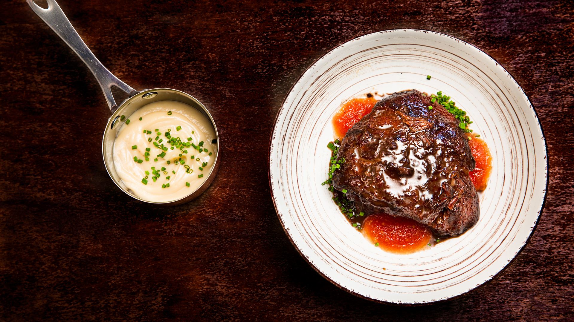 Στο Steak Alive, το εκλεκτό κρέας έχει τον πρώτο και τον τελευταίο λόγο